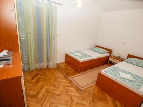 Apartmani Abesinac Макарська Екстер'єр фото